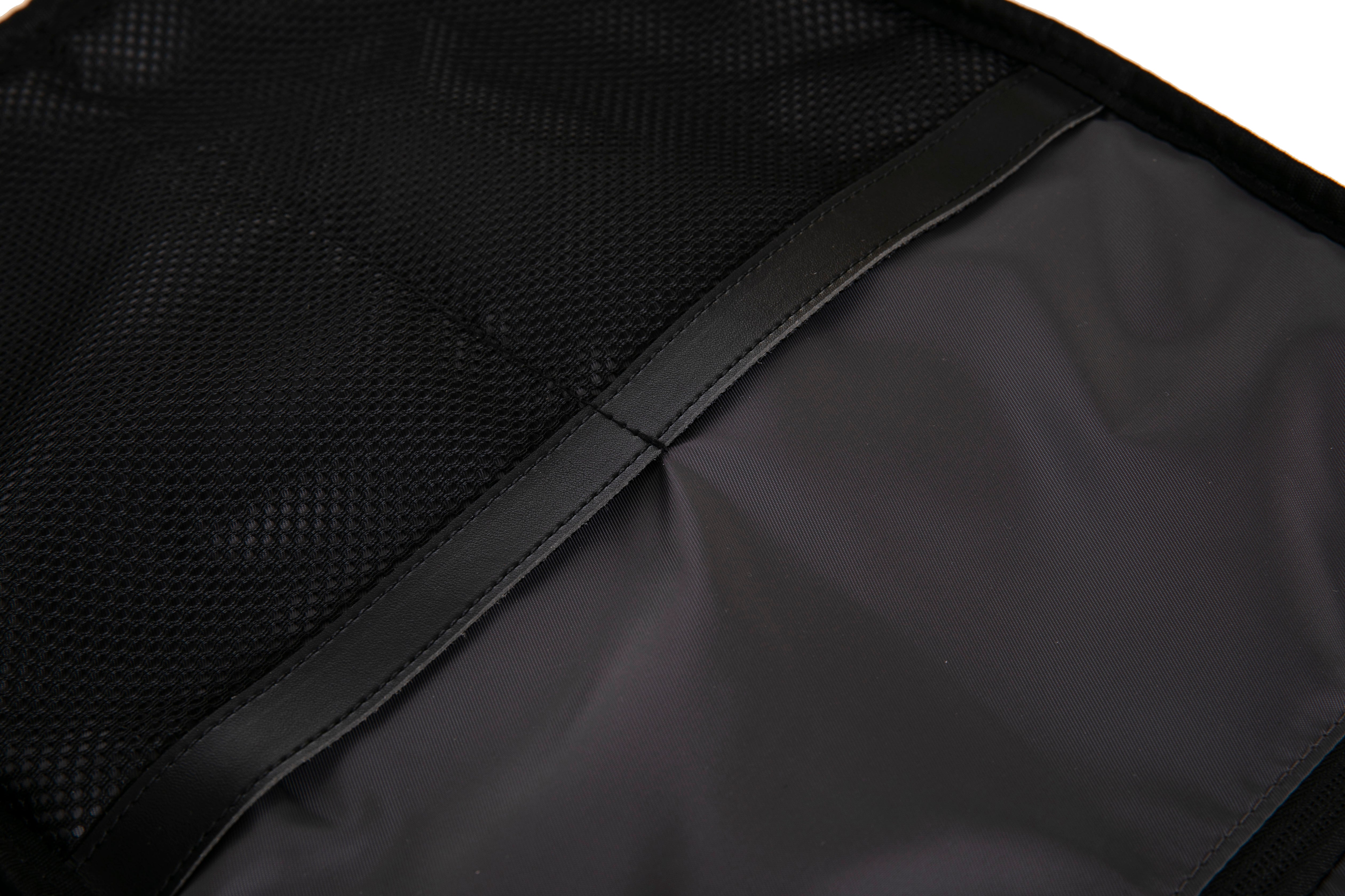Mochila de viaje | Mochila de vacío | Impermeable – Negro con bomba