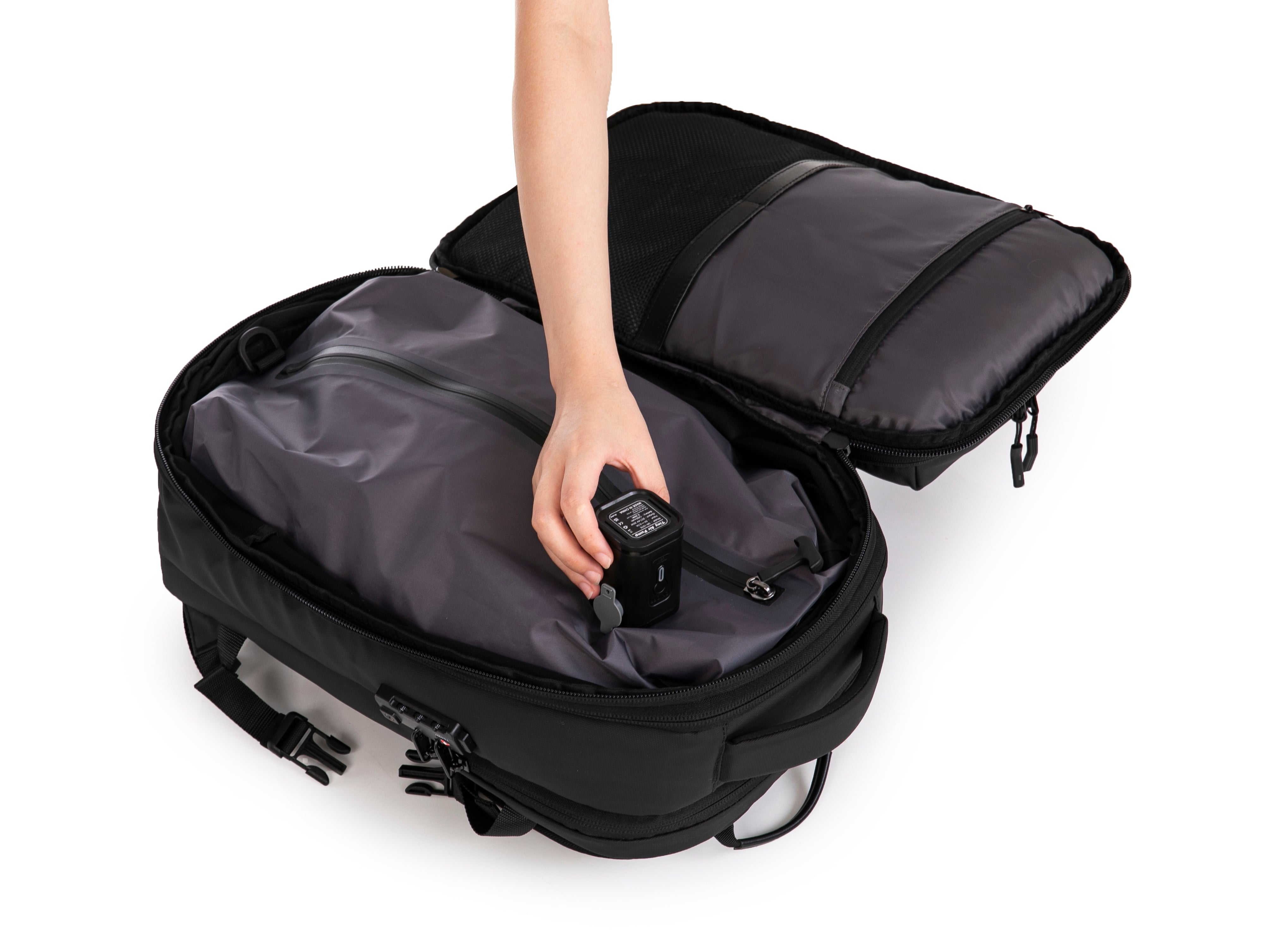 Mochila de viaje | Mochila de vacío | Impermeable – Negro con bomba
