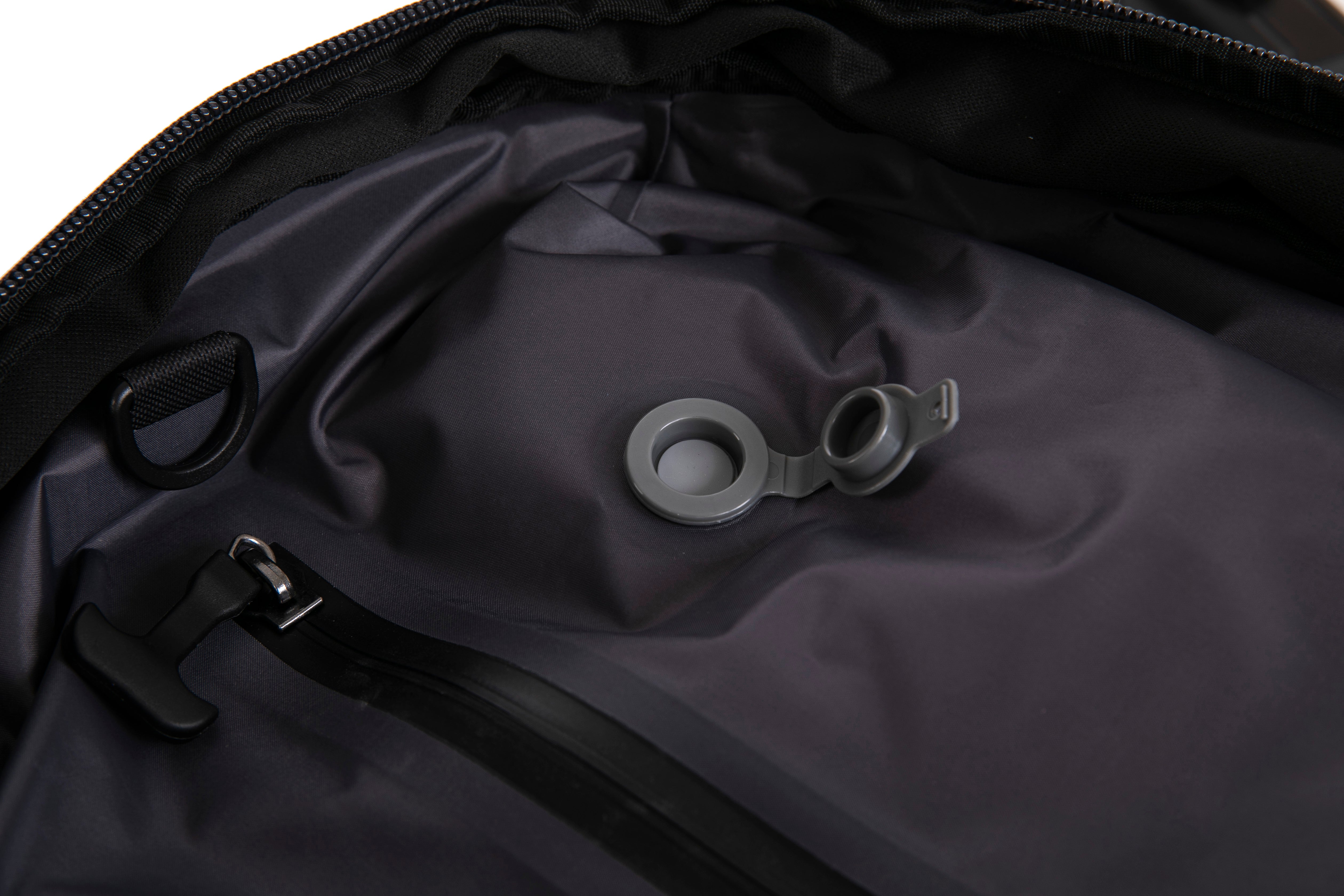 Mochila de viaje | Mochila de vacío | Impermeable – Negro con bomba