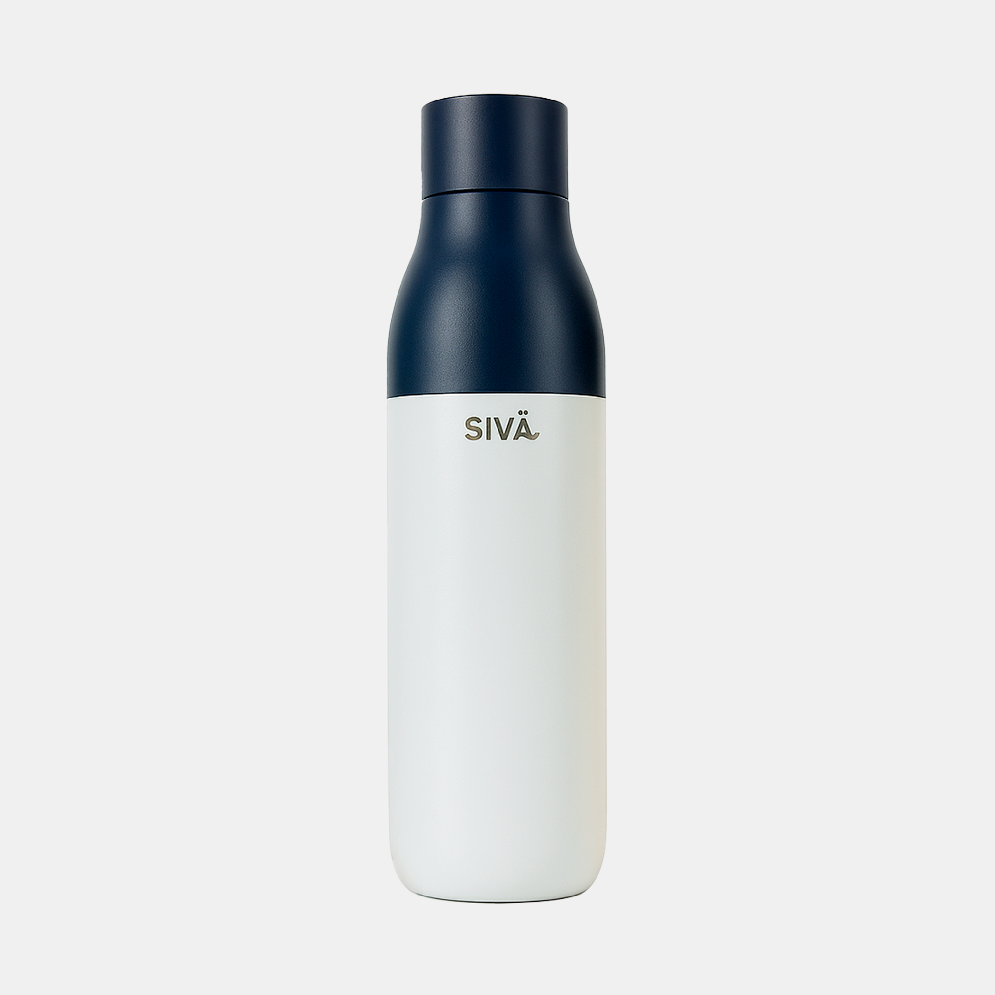 SIVÄ – Auslaufsichere und isolierte Wasserflasche | Robuste Edelstahl-Wasserflasche mit natürlichem Kohlefilter | Thermoflasche | 740 ml | 12 Std. kalt & 8 Std. heiß | Grün