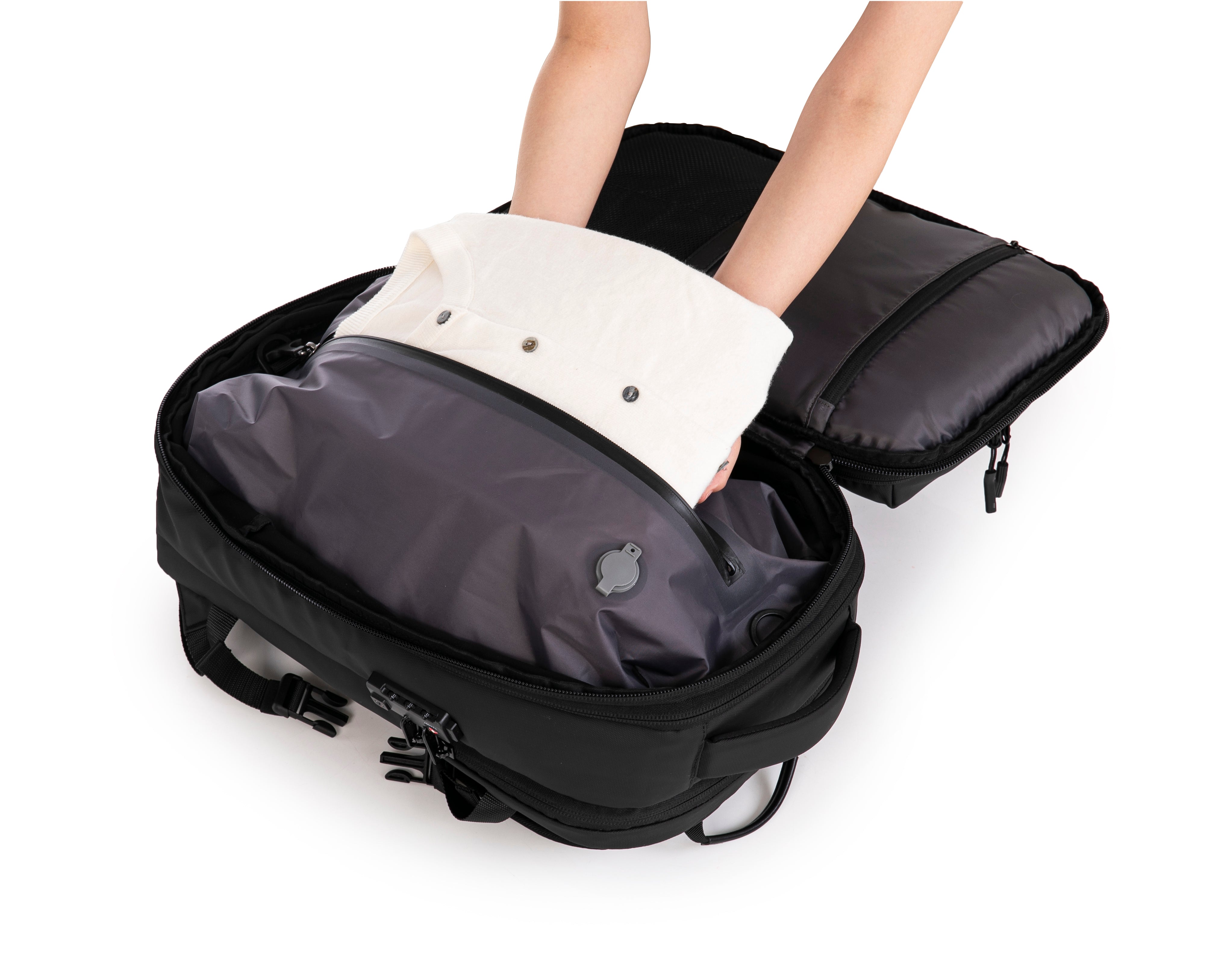 Mochila de viaje | Mochila de vacío | Impermeable – Negro con bomba